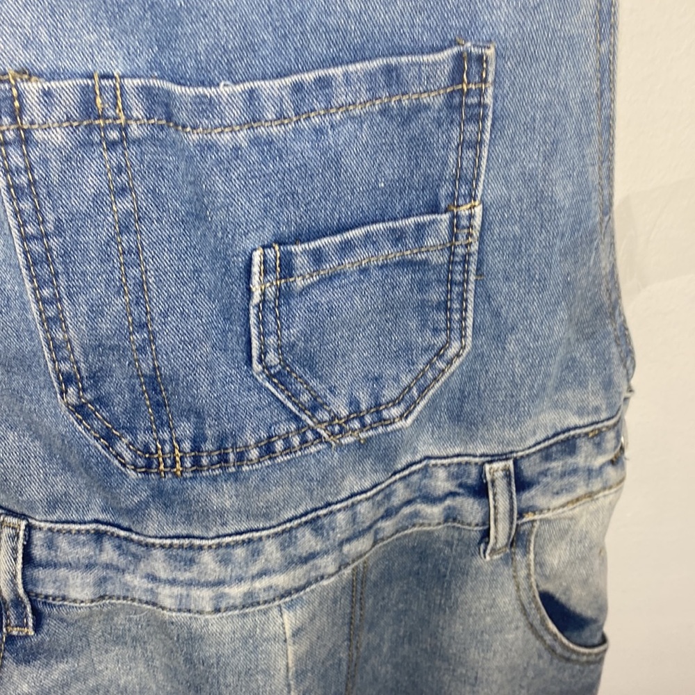 Light wash denim distressed overalls unbranded size L - Picture 6 of 11